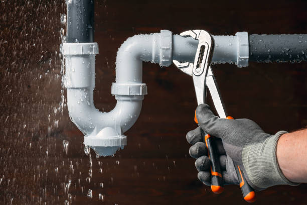 Professional Gas Line Repair technician working in Lowell, MI